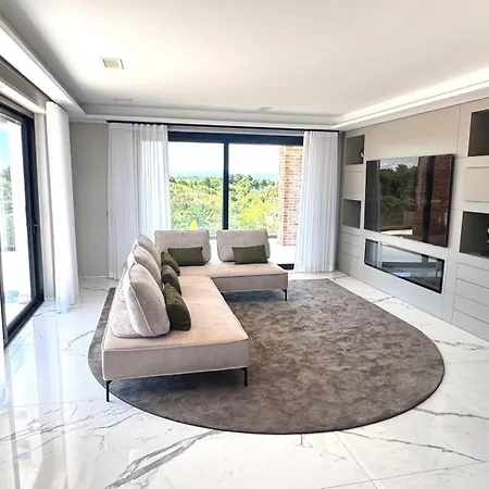 Altavista Roero Villa