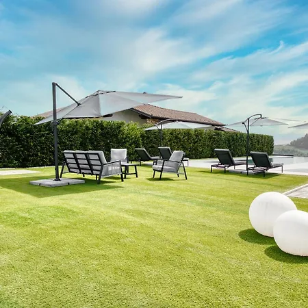 Altavista Roero Villa Monteu Roero